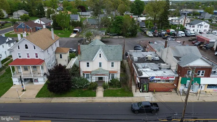 147 N Main St, Telford, PA 18969 - #2