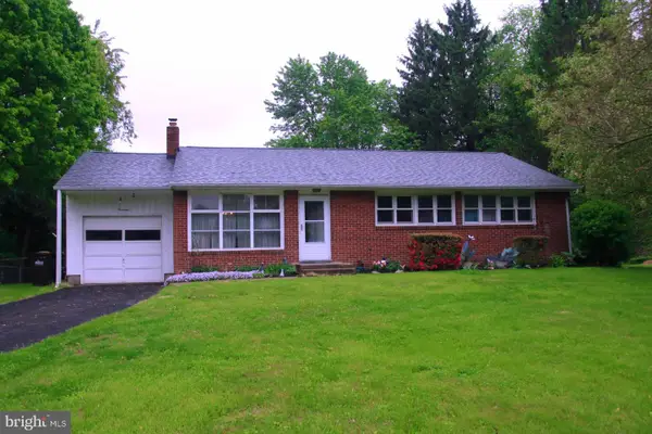 19 Eljan Dr, DOYLESTOWN, PA 18901