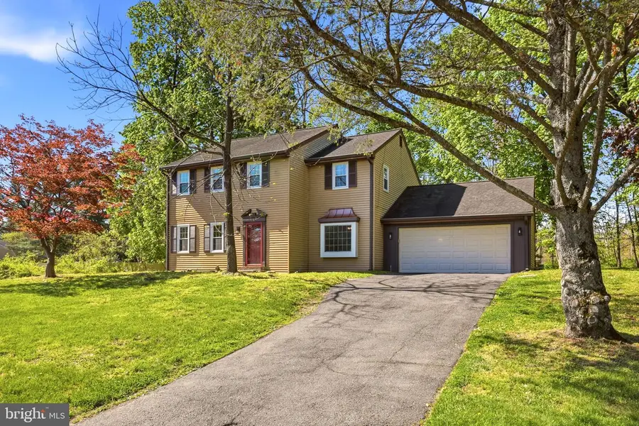 5 Canal Run E, Washington Crossing, PA 18977 - #2