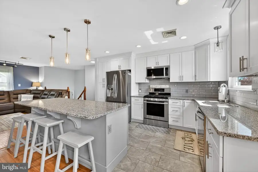 883 Mustang Rd, Warrington, PA 18976 - #2