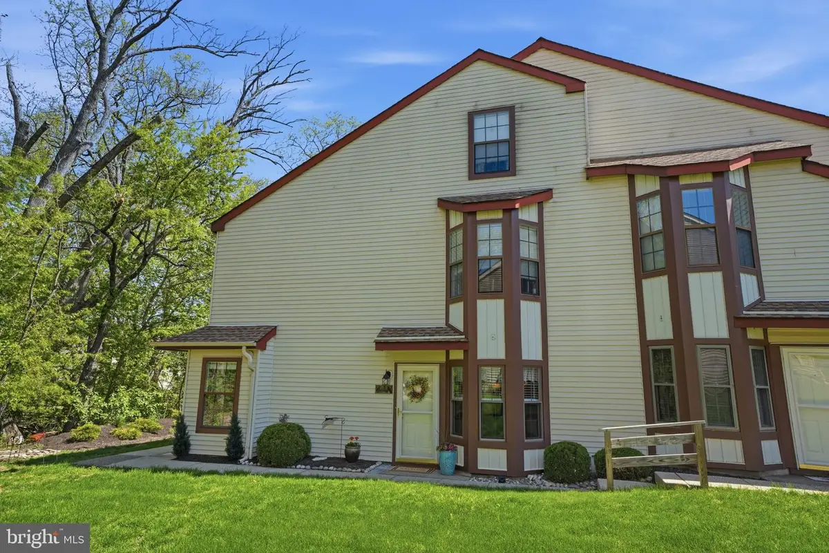 1014 Barry Ct, Holland, PA 18966 - #1