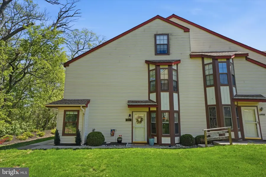 1014 Barry Ct, Holland, PA 18966 - #2