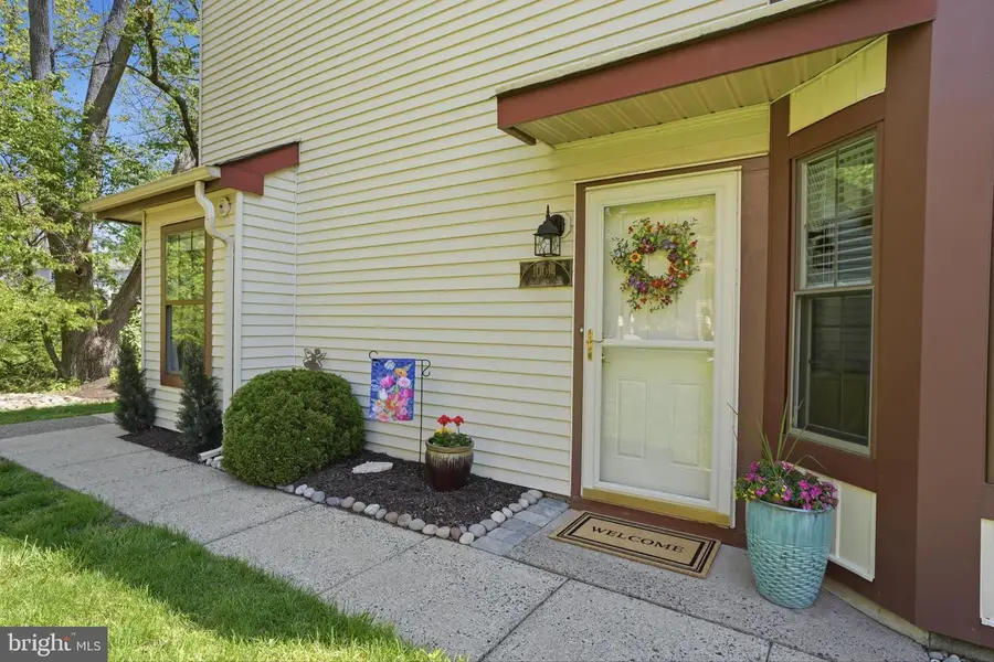 1014 Barry Ct, Holland, PA 18966 - #3
