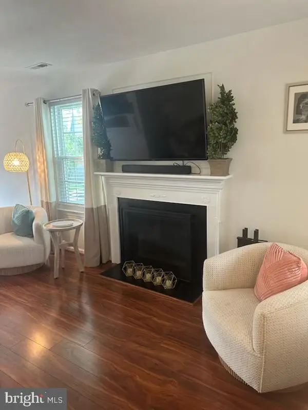 24 Craig Ct, Newtown, PA 18940 - #2