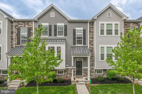104 Hartzels Ln, CHALFONT, PA 18914