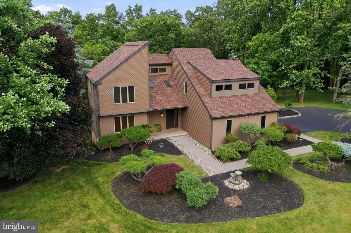 84 Skoures Ln, Newtown, PA 18940 - #1
