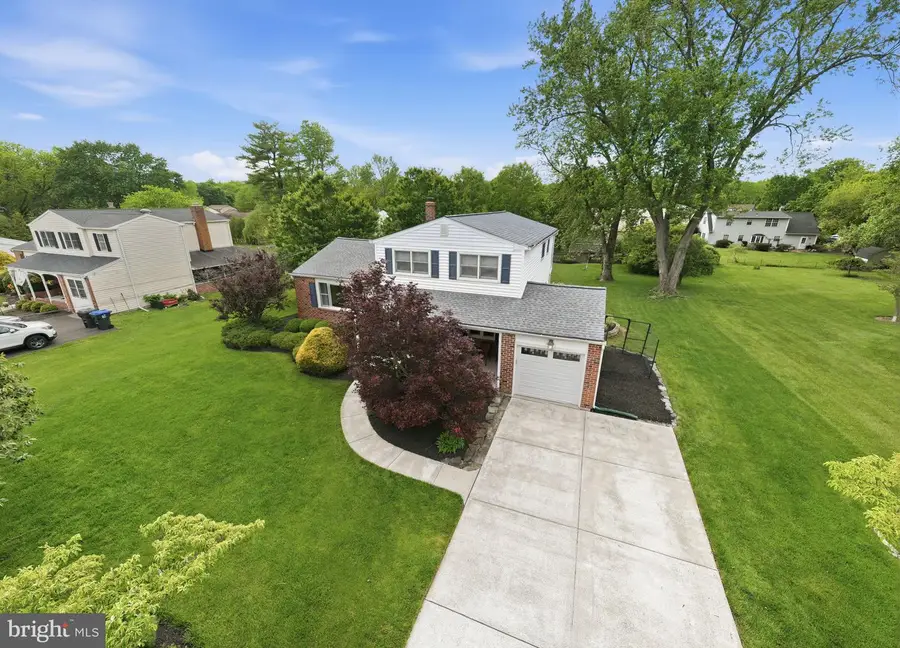 81 Cherokee Rd, Doylestown, PA 18901 - #2