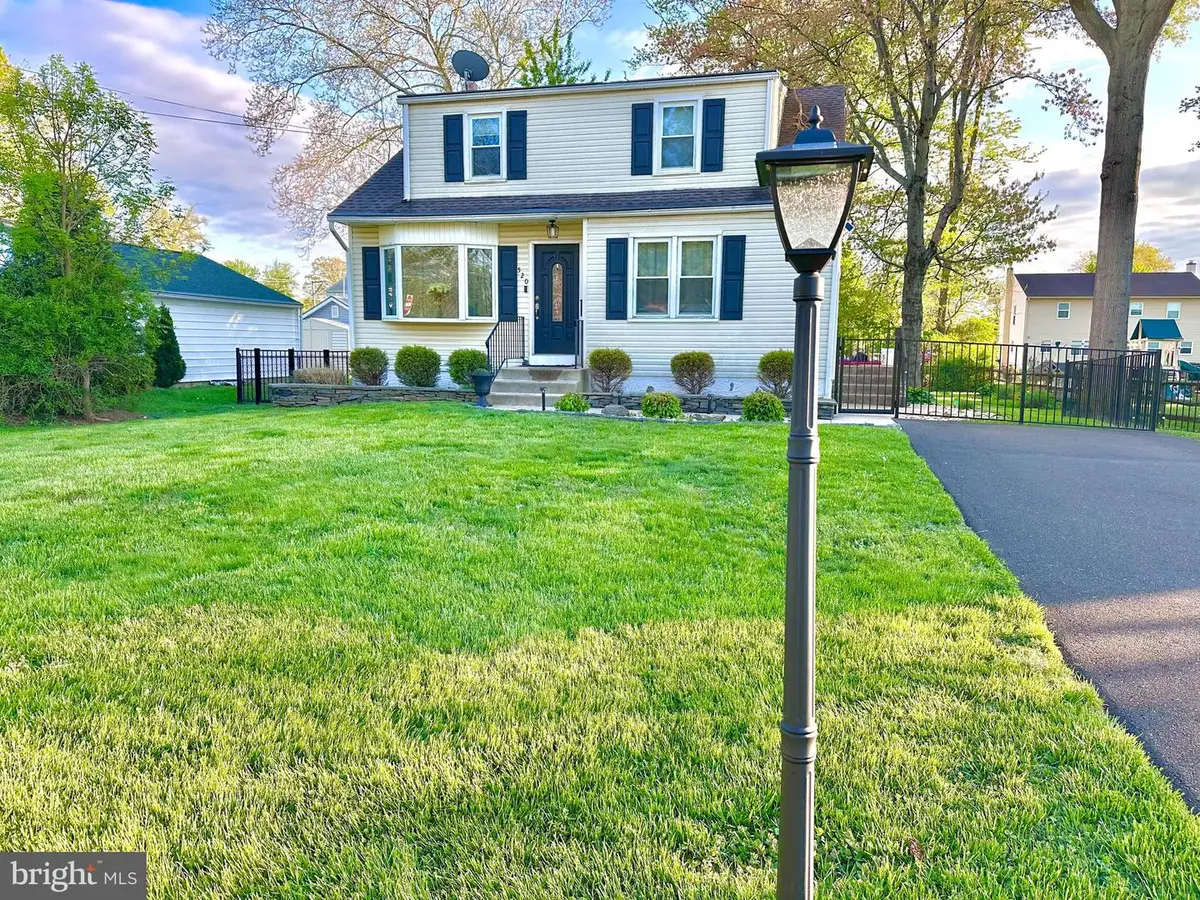 520 Olive St, Warminster, PA 18974 - #1