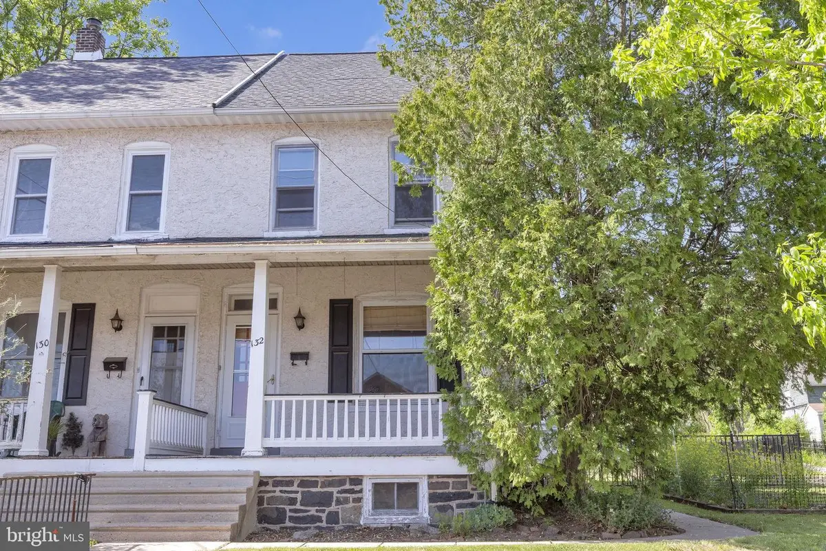 132 N 9th St, Perkasie, PA 18944 - #1