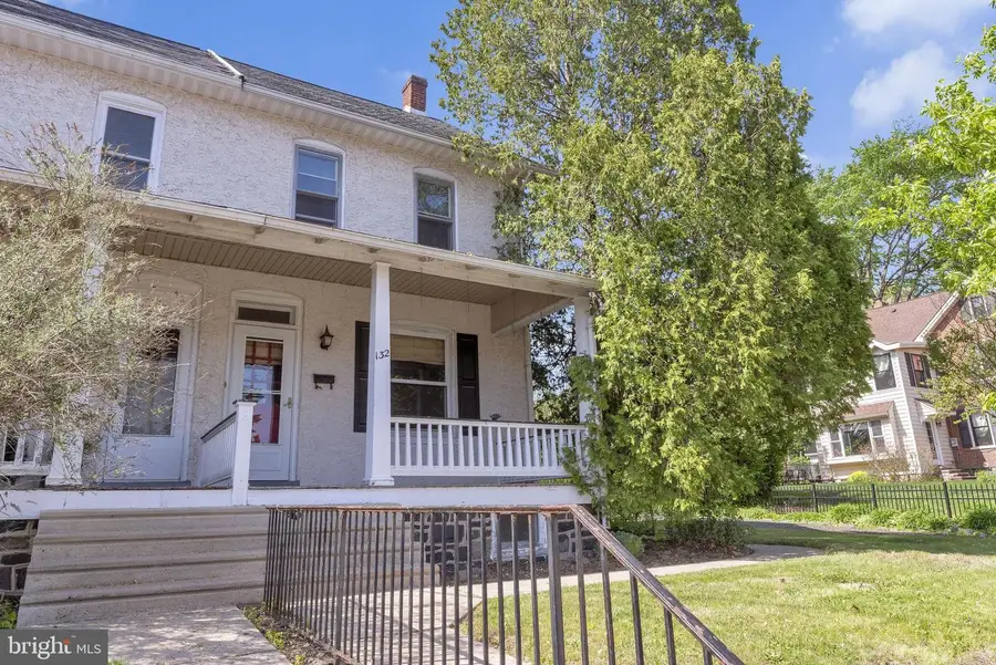 132 N 9th St, Perkasie, PA 18944 - #3