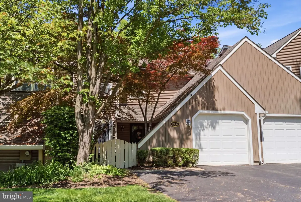 1586 Bud Ln, Yardley, PA 19067 - #1