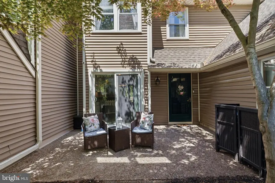 1586 Bud Ln, Yardley, PA 19067 - #2