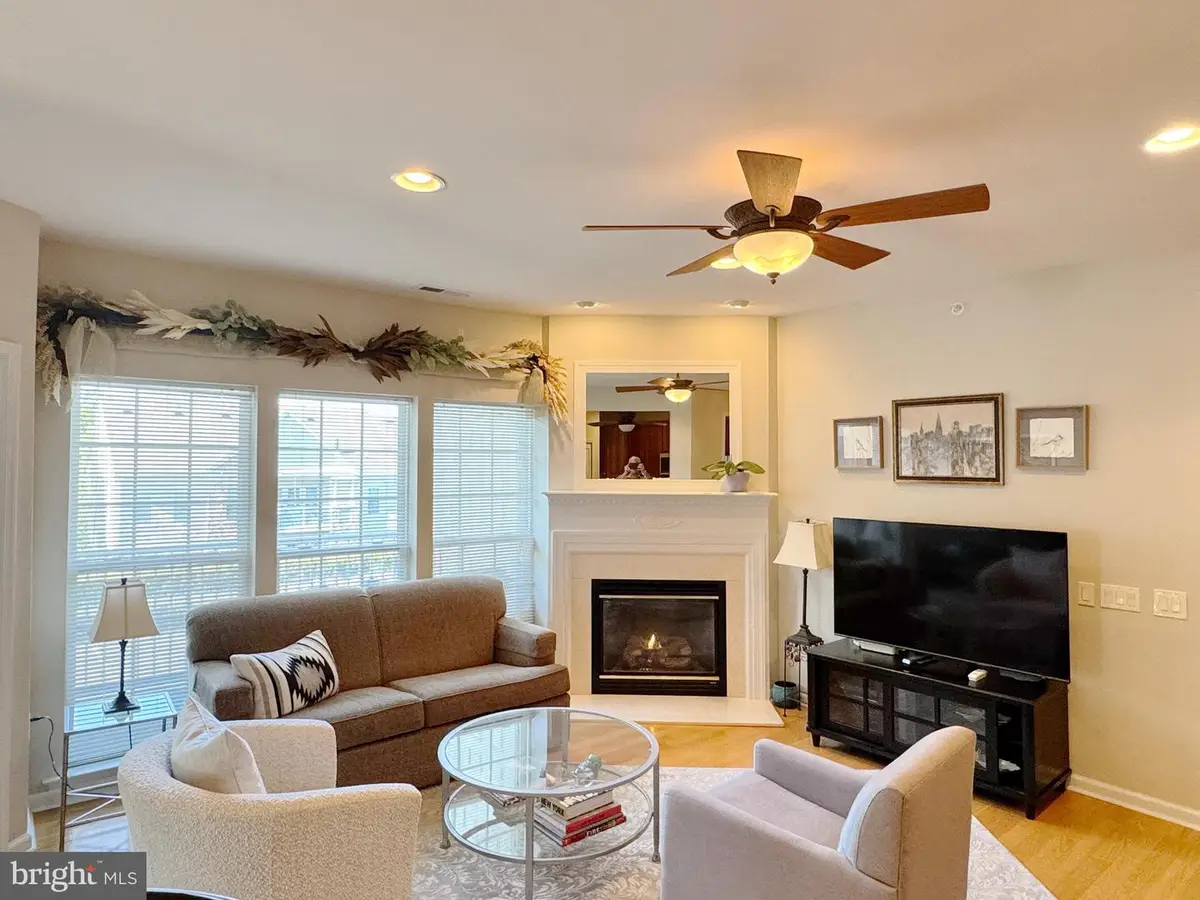 200 Evodia Cir #204, Warrington, PA 18976 - #1