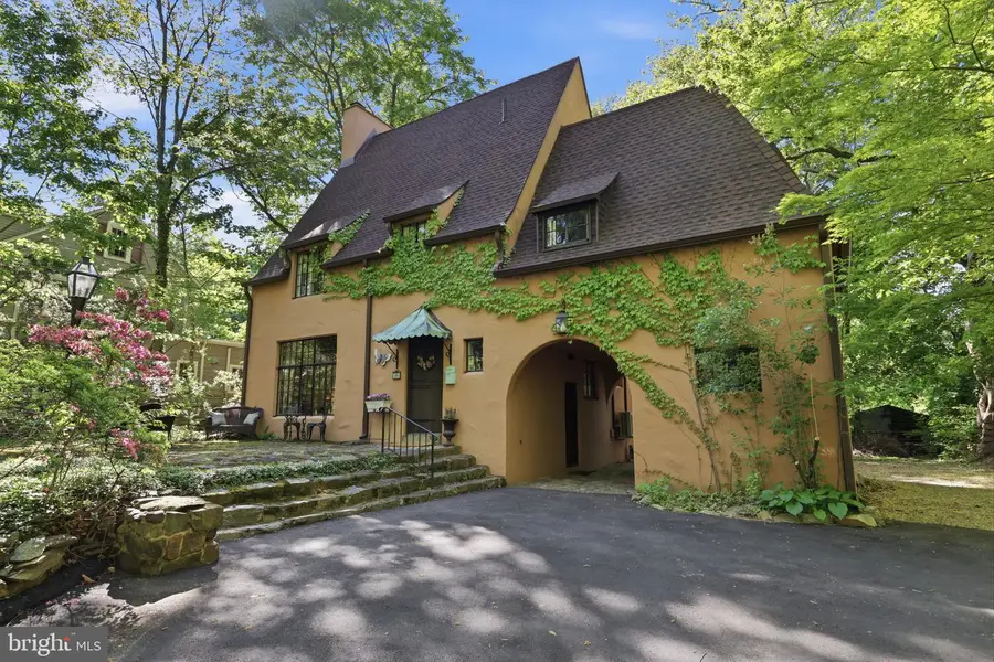 104 W Ferry Rd, Yardley, PA 19067 - #2