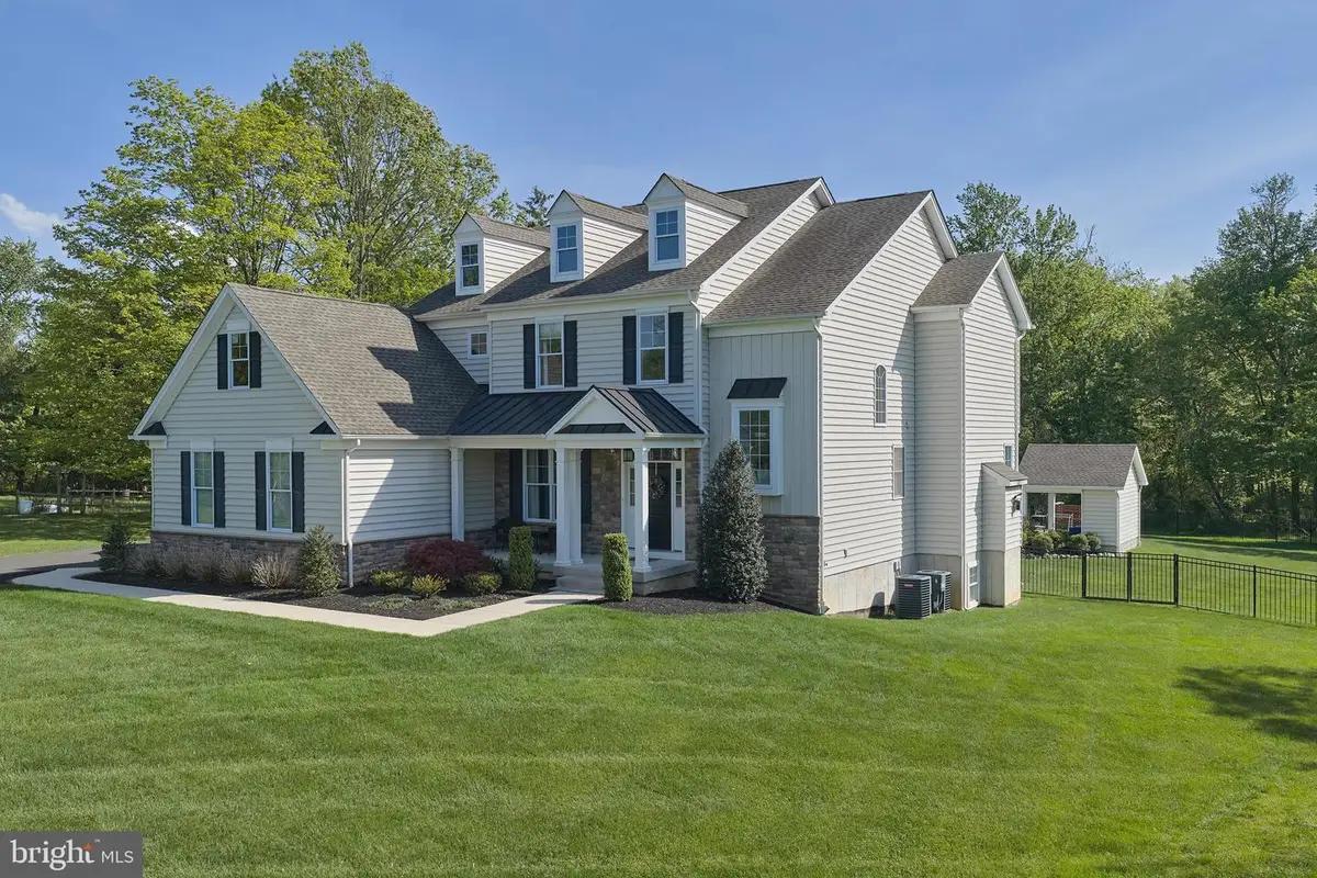 112 Winding Ln, Newtown, PA 18940 - #1