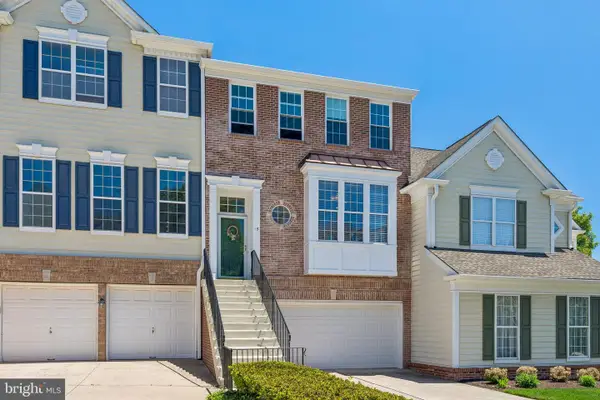 15 Charter Oak Ct, DOYLESTOWN, PA 18901