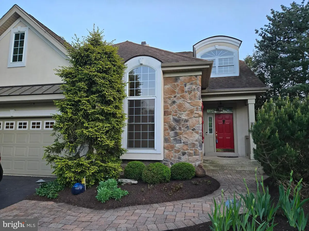 424 Snowy Owl Ln, New Hope, PA 18938 - #1