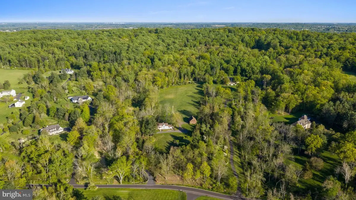 324 Thompson Mill Rd, Newtown, PA 18940 - #1