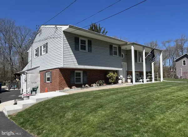 129 Blue Jay Rd, CHALFONT, PA 18914