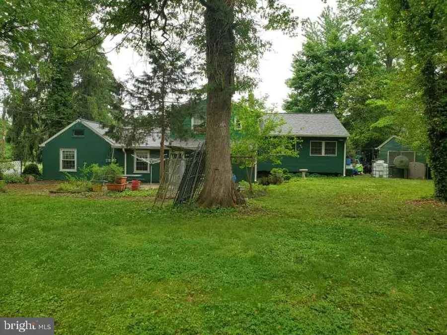 700 Gordon Dr, Yardley, PA 19067 - #2