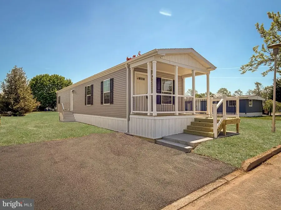 3402 Clayton Dr, Morrisville, PA 19067 - #2