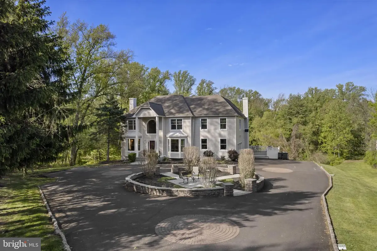 2321 Old Bristol Rd, Holland, PA 18966 - #1