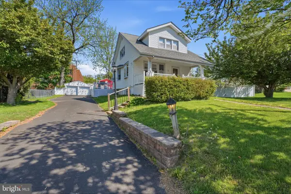49 Maple Ave, SOUTHAMPTON, PA 18966