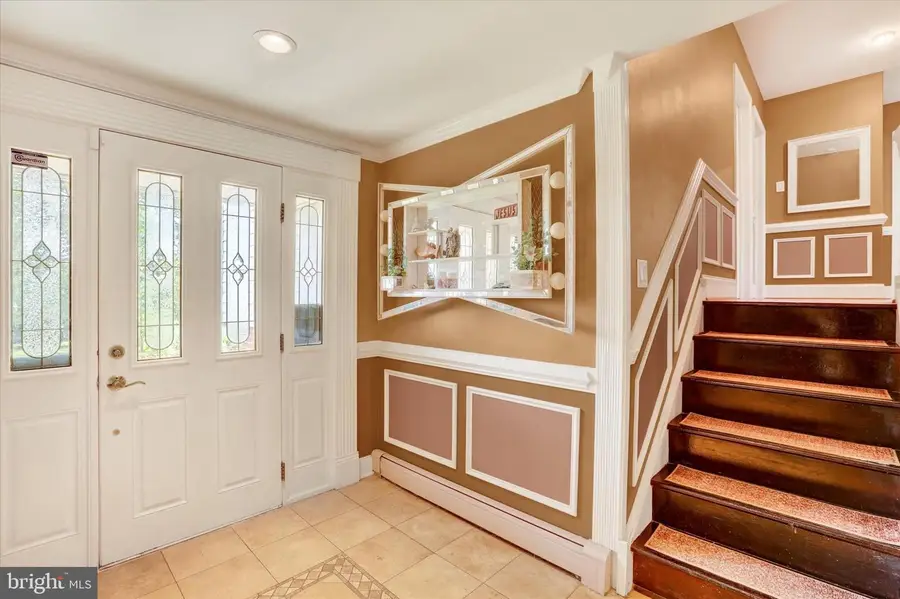 93 Highland Dr, Richboro, PA 18954 - #2
