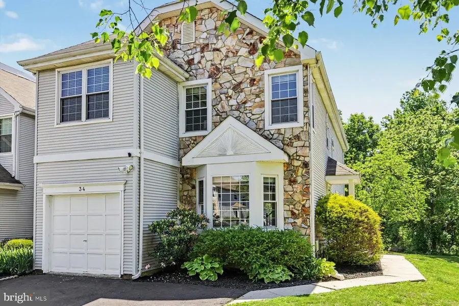 34 Yorkshire Dr, Newtown, PA 18940 - #2