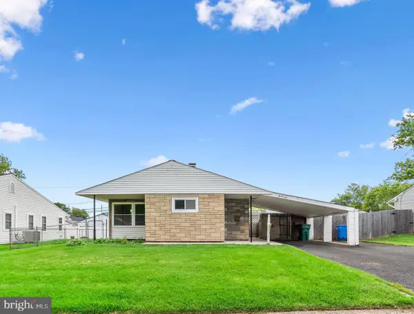 31 Gentle Rd, LEVITTOWN, PA 19057