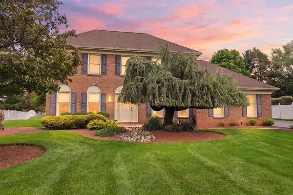 68 Hals Dr, UPPER HOLLAND, PA 19053