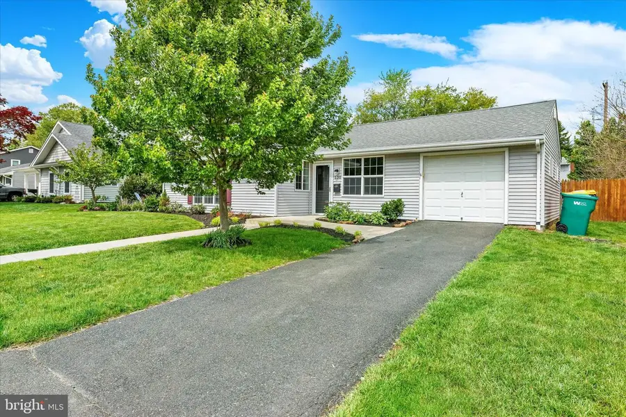 130 Winding Way, Morrisville, PA 19067 - #3