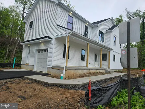 819 Reading Ave, MORRISVILLE, PA 19067