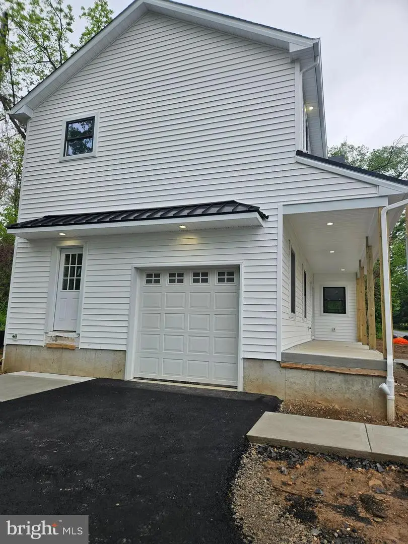 819 Reading Ave, Morrisville, PA 19067 - #2