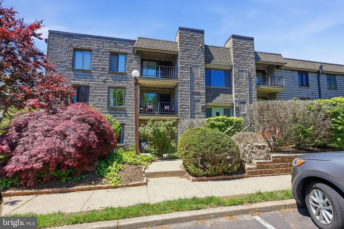 265 E Village Rd, Holland, PA 18966 - #1