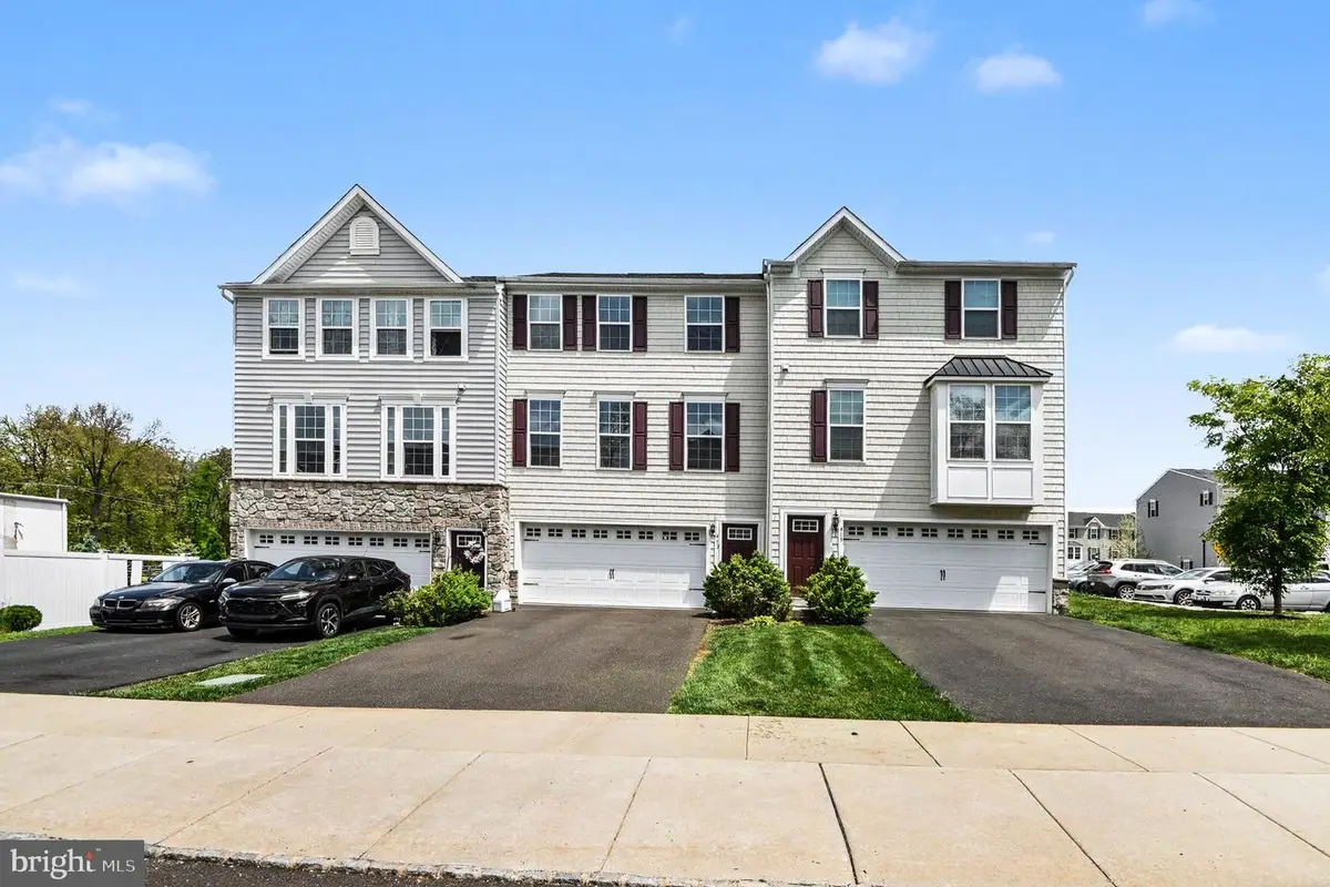 413 Arbor Blvd, Perkasie, PA 18944 - #1