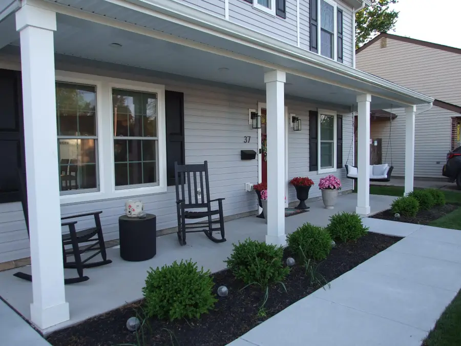 37 Narcissus Ln, Levittown, PA 19054 - #3