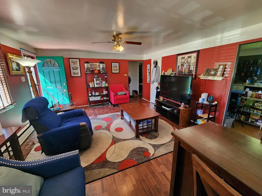 536 Harding Ave, Feasterville Trevose, PA 19053 - #2