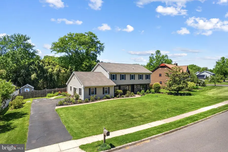 329 Sherwood Dr, Yardley, PA 19067 - #2