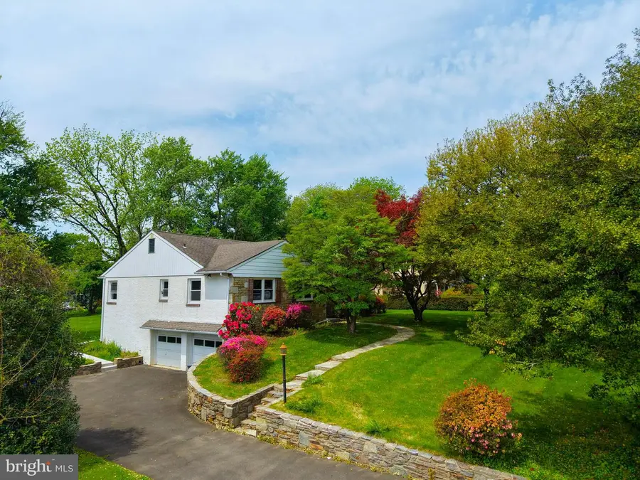 800 Bluebell Rd, Warminster, PA 18974 - #3