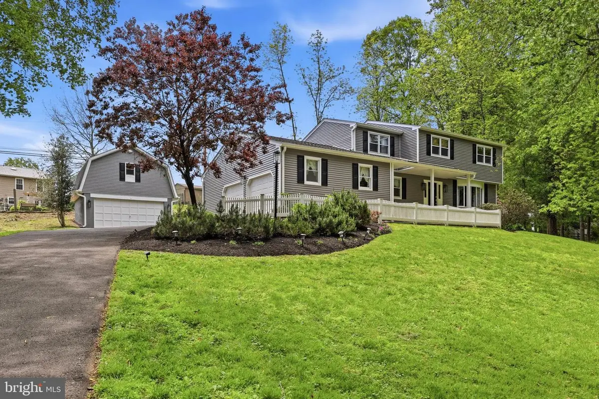 294 Green Valley Rd, Langhorne, PA 19047 - #1