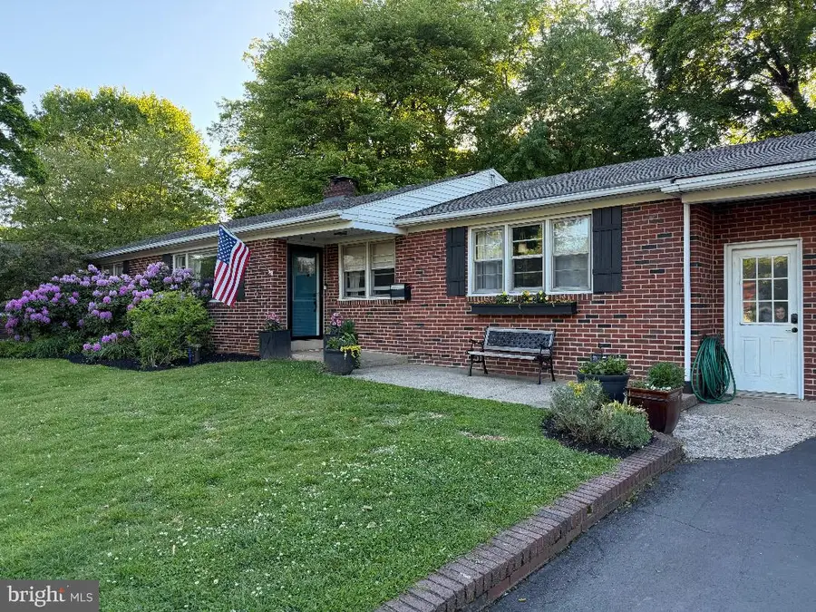 578 Kutcher Rd, Southampton, PA 18966 - #2