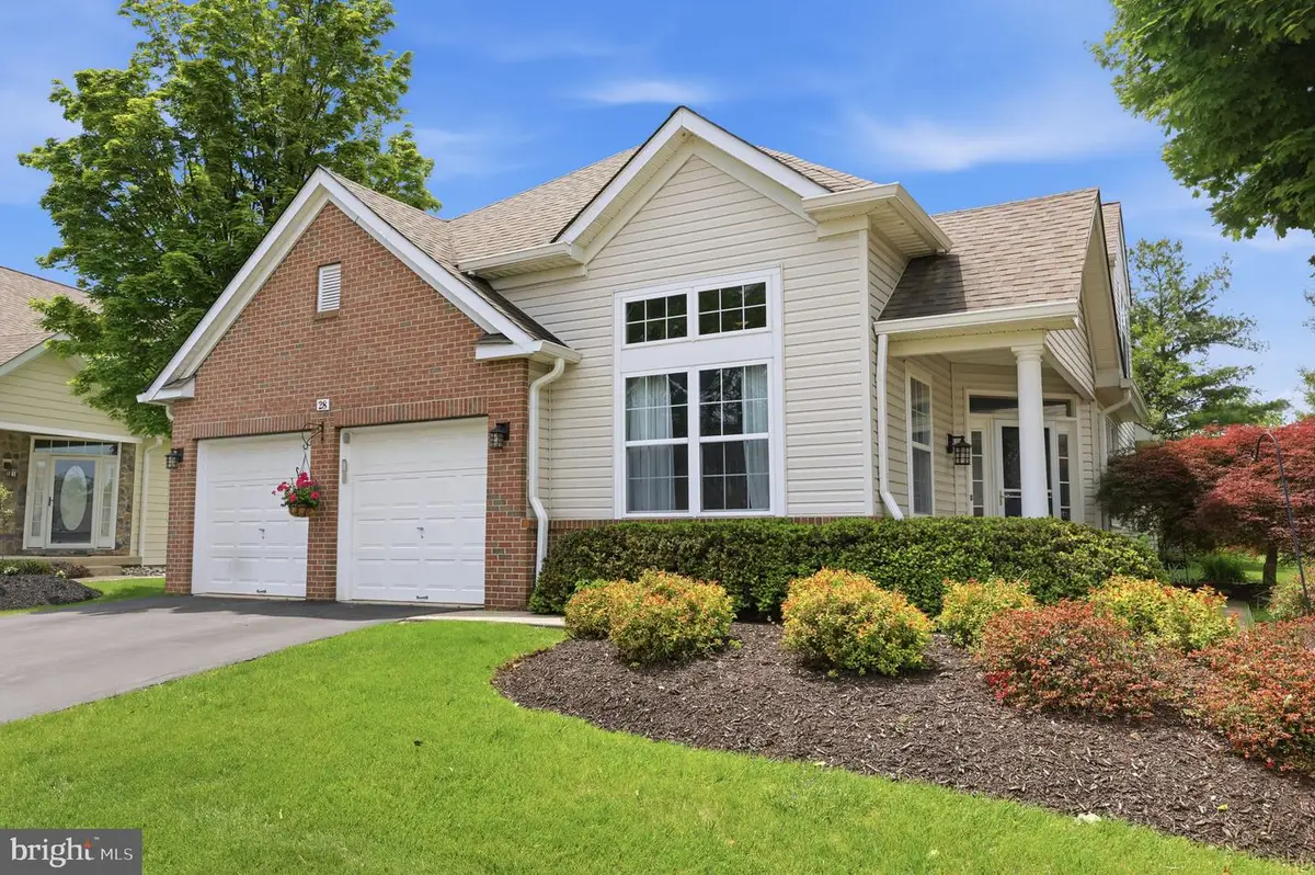 28 Bluebonnet Rd, Langhorne, PA 19047 - #1