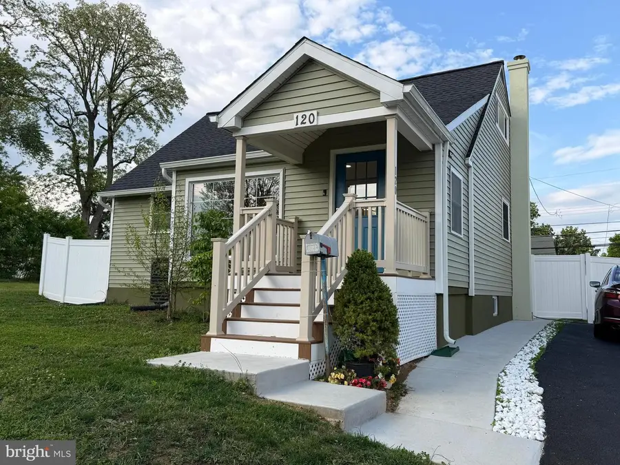 120 Orchard Dr, Levittown, PA 19054 - #3