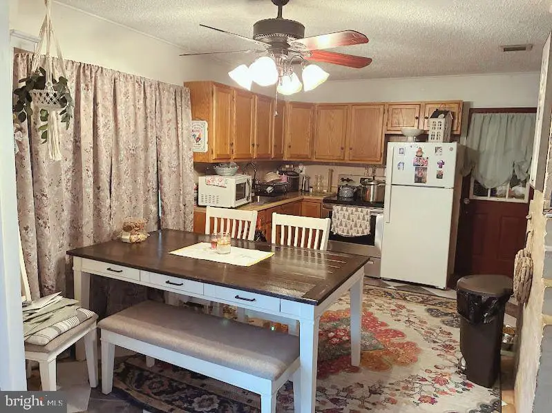 9 Disk Ln, Levittown, PA 19055 - #3
