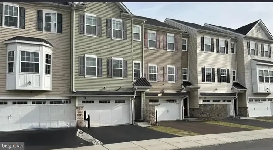 145 Mercer Ct, Fairless Hills, PA 19030 - #2