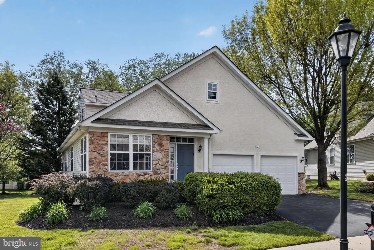 16 Zinnia Way, Langhorne, PA 19047 - #1