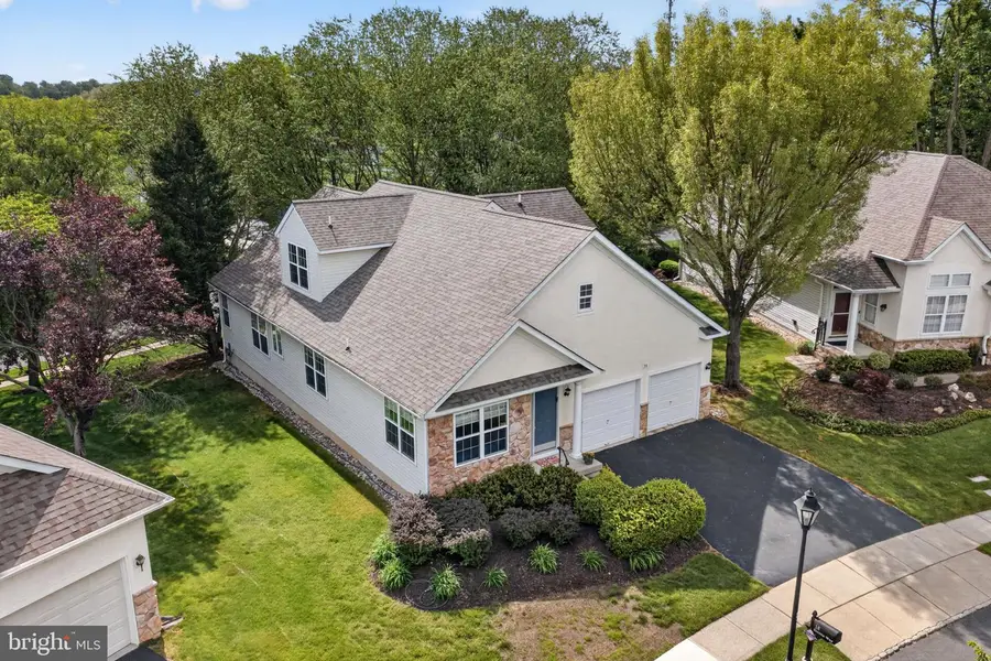 16 Zinnia Way, Langhorne, PA 19047 - #3