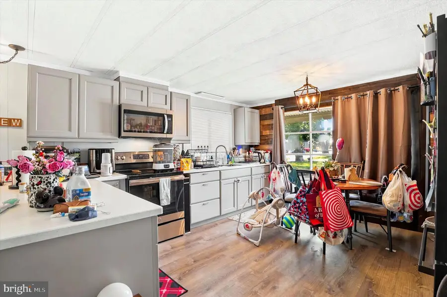 302 Wilson Dr, Fairless Hills, PA 19030 - #3