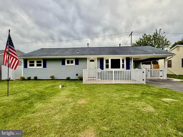 619 Beaumont Rd, FAIRLESS HILLS, PA 19030
